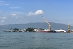 Hệ thống cẩu bốc dỡ tại Cầu cảng Quy Nhơn