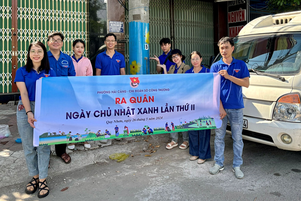 Chi đoàn Sở Công Thương phối hợp Đoàn Phường Hải Cảng ra quân ngày chủ nhật xanh lần thứ II